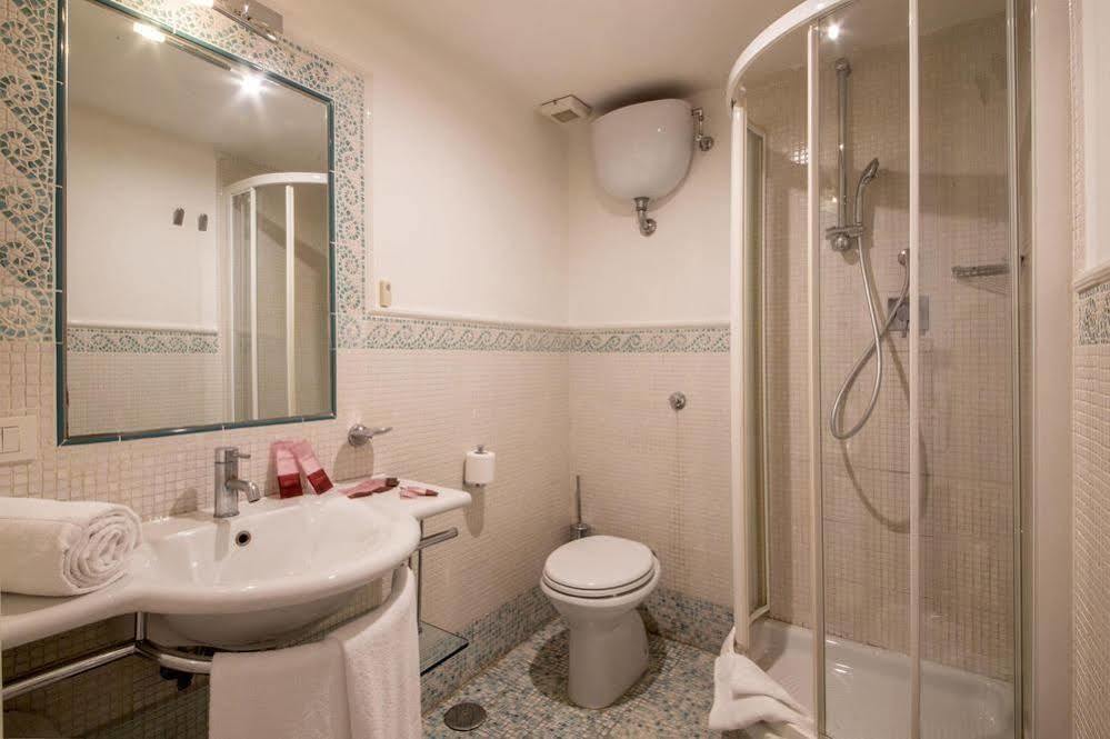 Suite Artis Barberini Roma Ngoại thất bức ảnh